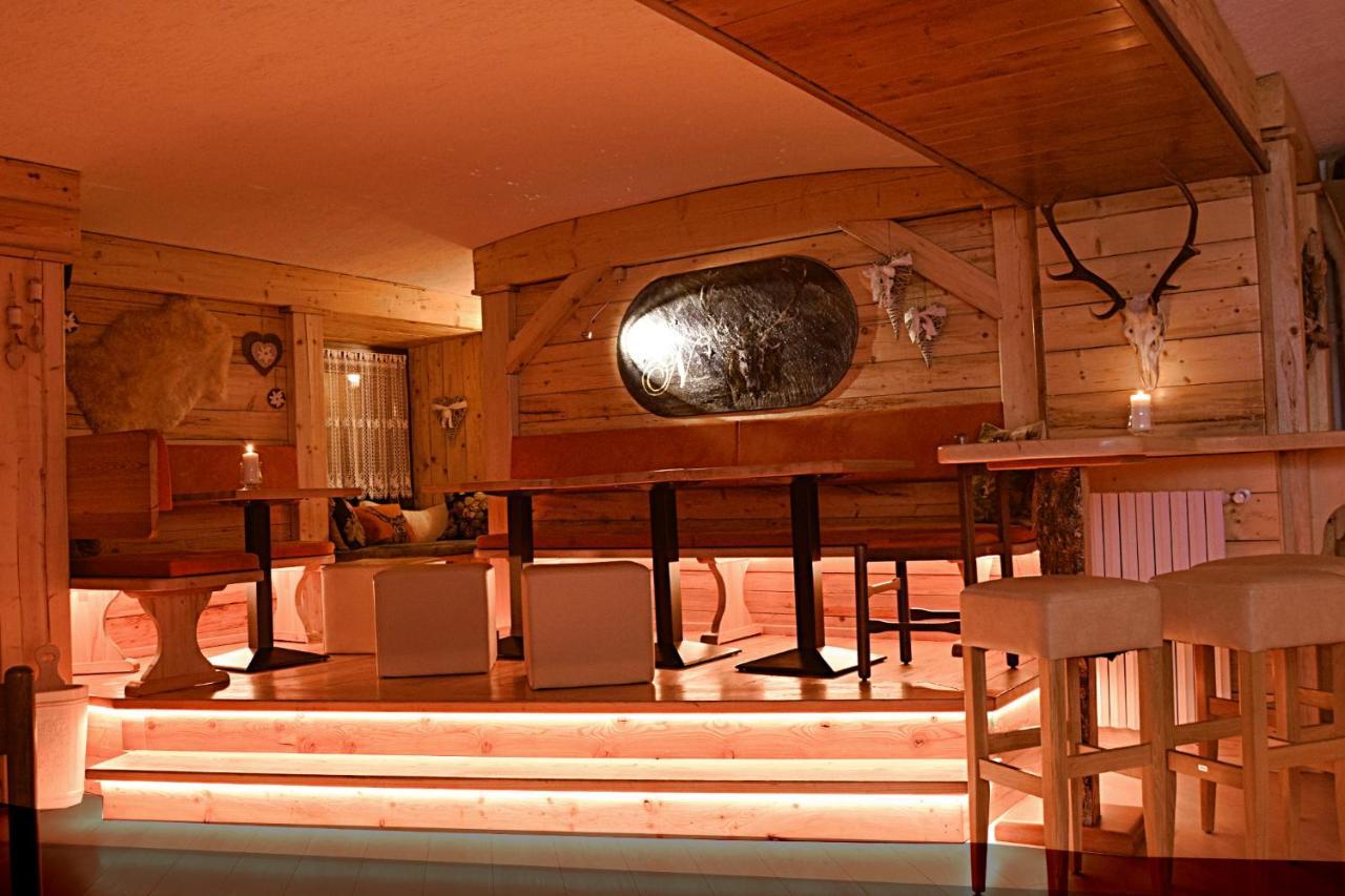 Hotel Moderno Restaurant Serina  Dış mekan fotoğraf
