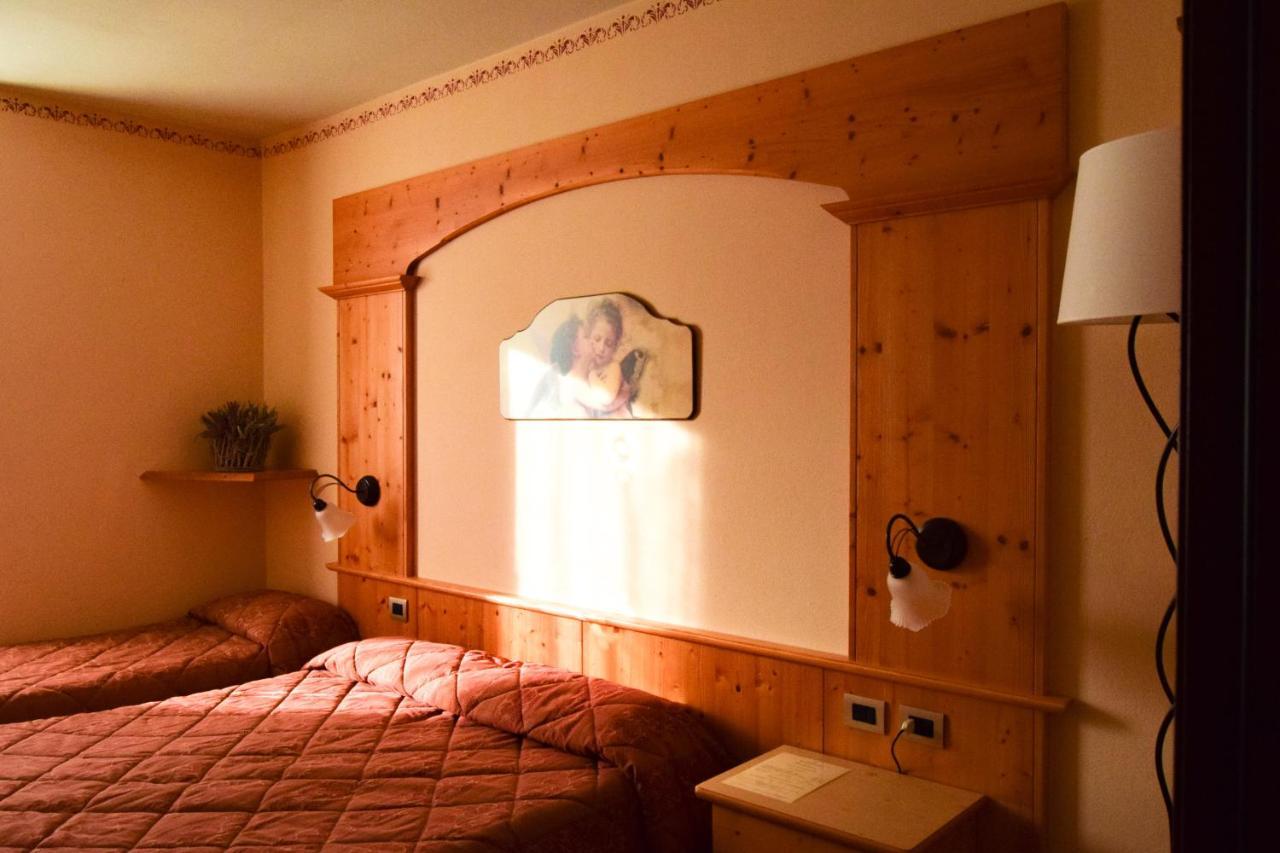 Hotel Moderno Restaurant Serina  Dış mekan fotoğraf