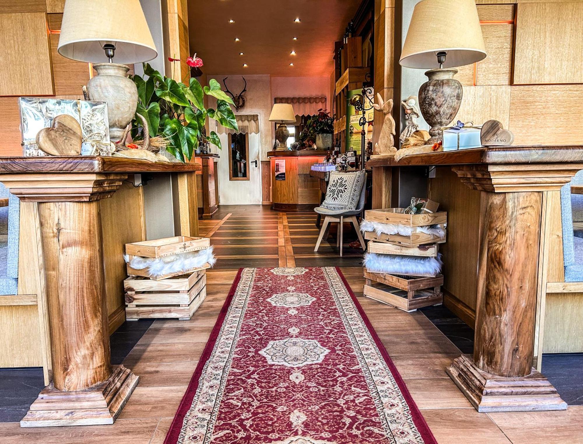 Hotel Moderno Restaurant Serina  Dış mekan fotoğraf